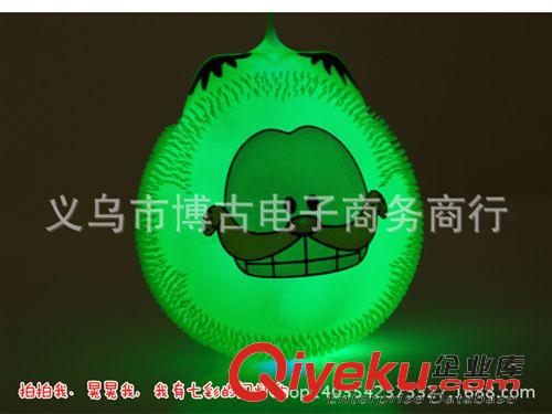 嬰童用品 地攤熱銷 加菲貓密毛閃光毛毛球 七彩發光彈力軟膠球 發泄玩具原始圖片3