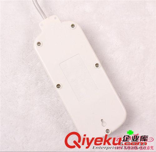家電、五金百貨 5米轉(zhuǎn)換插座接線開關(guān)插座插板十元店精品店貨源義烏百貨批發(fā)原始圖片3