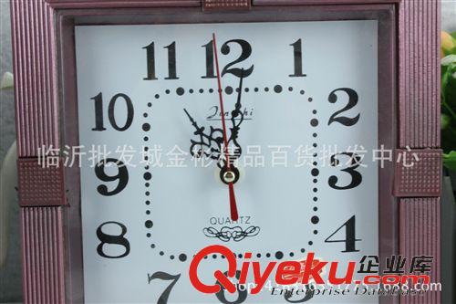 5元店貨源 方形創(chuàng)意鐘表 時尚家居鐘表10元店貨源日用百貨批發(fā)原始圖片3