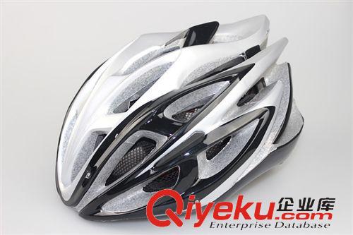 騎行頭盔 新款自行車頭盔騎行頭盔一體成型山地公路頭盔