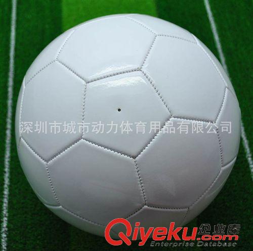 PVC足球 供應(yīng)標(biāo)準(zhǔn)5號(hào)PVC機(jī)縫足球