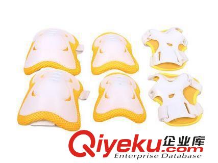 輪滑系列 生產(chǎn)加工批發(fā)輪滑護(hù)具套裝 溜冰鞋護(hù)具 自行車騎行護(hù)具 蝴蝶護(hù)具