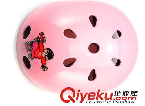 防護(hù)裝備 正品兒童A3款梅花頭盔 滑輪兒童運(yùn)動 戶外頭盔原始圖片2