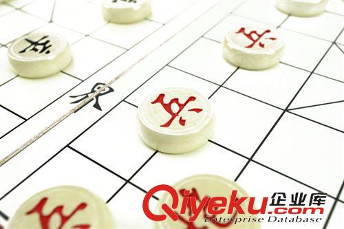 象棋、圍棋 優(yōu)質(zhì)供應(yīng)棋牌休閑棋牌中國(guó)象棋 中國(guó)文化禮盒 益智桌游象棋