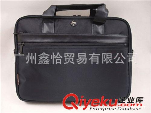 皮具箱包 專業(yè)定制尼龍材質(zhì)純色 15寸安全防震多功能電腦包 可以印制LOGO