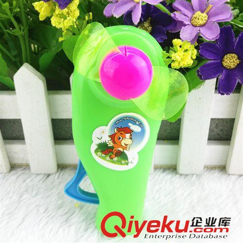 4月下旬新品玩具 zp環(huán)保 兒童玩具 迷你手按小風(fēng)扇 手壓迷你方便攜帶風(fēng)扇 外貿(mào)原始圖片2