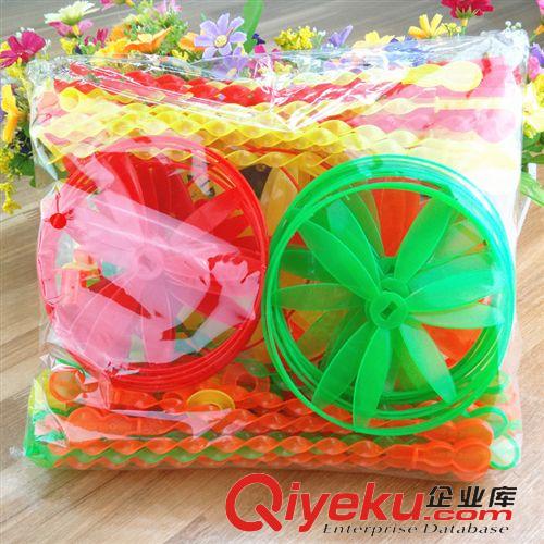4月下旬新品玩具 外貿(mào)新款卡通萬(wàn)向行走電動(dòng)玩具燈光音樂會(huì)下蛋的天鵝兒童玩具現(xiàn)貨