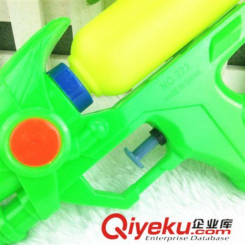 益智玩具 {zx1}地攤玩具批發 實色小水槍2色混裝 熱賣兒童夏日沙灘玩具槍原始圖片3