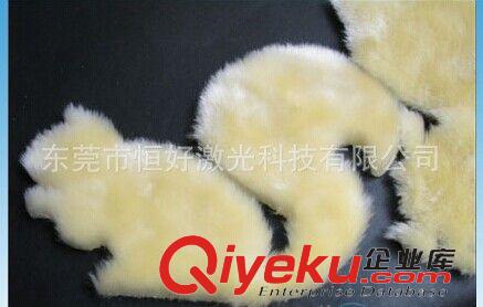 激光燒花機 數(shù)控激光皮革料加工切割機 大型激光布料裁剪設(shè)備