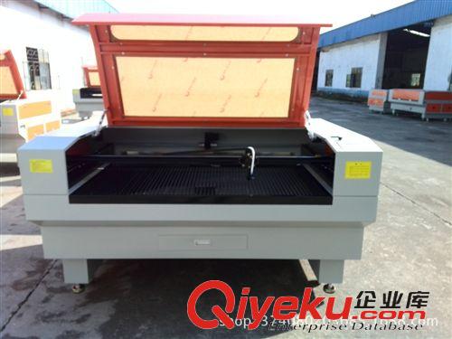 亞克力板材開料機(jī) 供應(yīng)廣告專用切割機(jī) 廣告扇 廣告鑰匙激光切割雕刻機(jī)