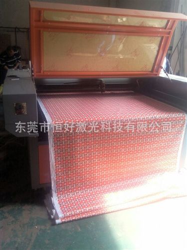 異形印圖切割機 工廠tj供應電眼定位異型商標大幅面圖案激光切割機