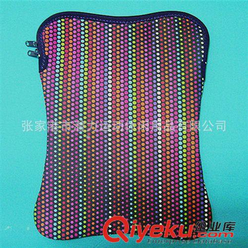 電腦包數(shù)碼包系列： 廠家定制潛水料內膽包升華熱轉印電腦包防震防摔質量可靠