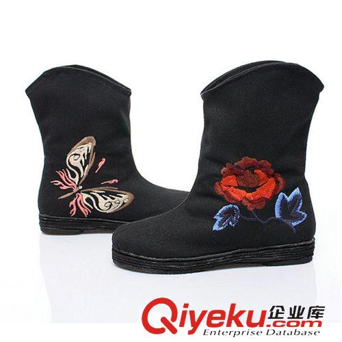 女鞋專區(qū) 2015新款秋季短靴 新品優(yōu)雅高貴大方名族風(fēng)繡花鞋 千層底繡花鞋