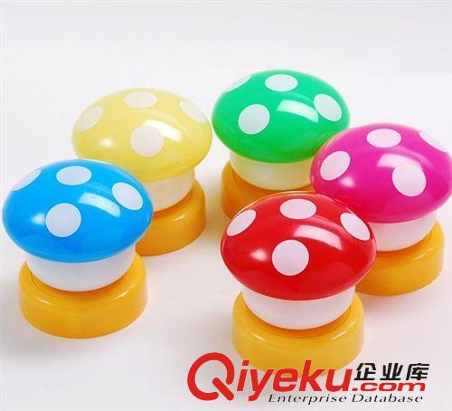 店長熱薦 好榜單  A0930  蘑菇拍拍燈 蘑菇小夜燈 創意浪漫禮物 發光禮物 發光玩具原始圖片2