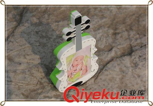 創(chuàng)意相框 五寸小提琴相框 儲(chǔ)錢罐 影樓相架 多功能相架 學(xué)生禮品原始圖片2