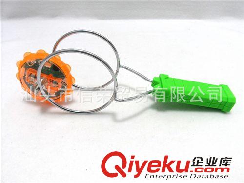 電動(dòng)玩具系列 2014{zx1}款陀螺 熱銷玩具魔力飛轉(zhuǎn)陀螺 炫磁花樣閃光陀螺原始圖片2