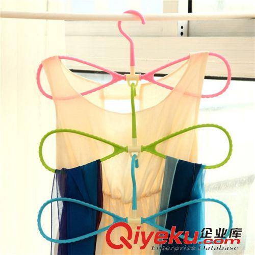 新品上市 干濕兩用旋轉立體塑料防滑衣架 晾衣掛 衣撐圍巾掛（單）