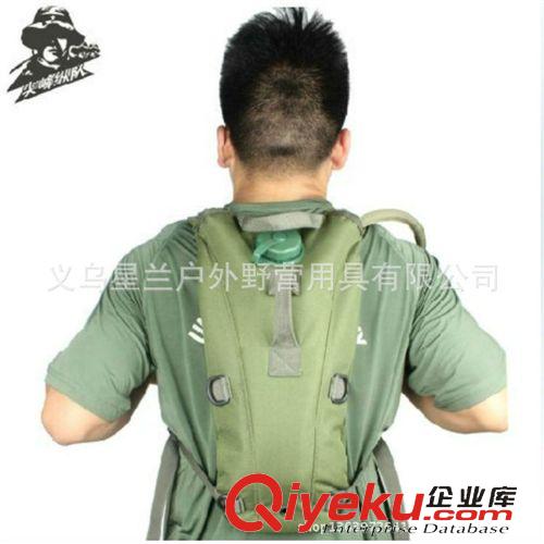 戶外水壺水袋 運動男女迷彩水袋 攜帶式 軍迷戶外登山背包水袋2.5L 現貨
