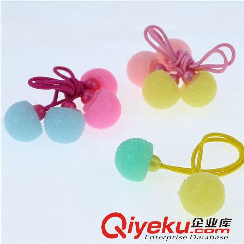 2元至多元精品店 爆款彩色圓珠皮筋2個(gè)珠子頭繩女頭飾學(xué)sf飾義烏精品批發(fā)