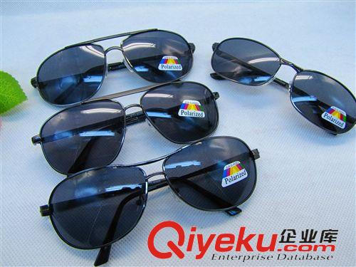 夏季熱賣 男士偏光鏡 太陽鏡 防曬眼鏡 夏季熱賣 十元店貨源 義烏精品批發(fā)