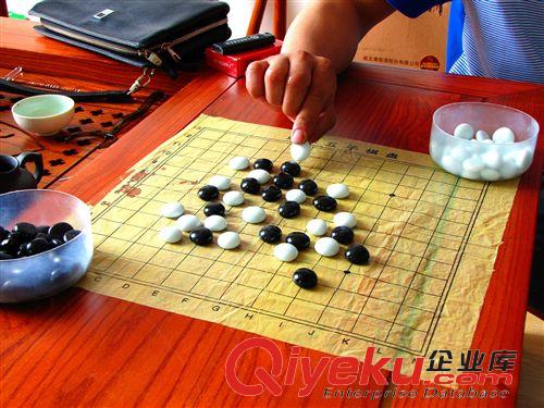 文體用品 黑白五子棋圍棋玻璃珠連珠五子棋十元店貨源 義烏精品批發(fā)原始圖片2