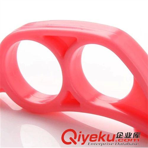 廚房用品 廠家直銷創(chuàng)意家居小老鼠開橙器 橙子去皮器剝橙器天天限量購原始圖片3