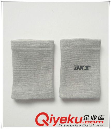 護(hù)腕 廠家直銷竹炭護(hù)腕 保暖扭傷防護(hù)籃球足球運(yùn)動(dòng)護(hù)腕男女冬季批發(fā)原始圖片3
