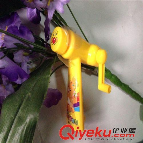 家居日用品 2013最火爆 迷你手搖風扇批發(fā) 新款環(huán)保 無需裝電池 夏天必備原始圖片2