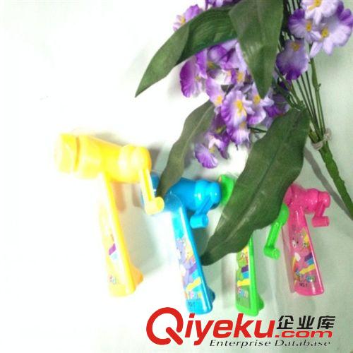 家居日用品 2013最火爆 迷你手搖風扇批發(fā) 新款環(huán)保 無需裝電池 夏天必備原始圖片3