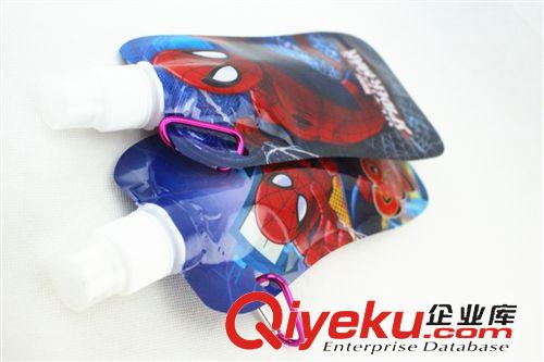 筆 本子 卷筆刀 尺子 修正帶 橡皮擦 蜘蛛俠SPIDERMAN兒童水杯環(huán)保新料運動水壺折疊水袋原始圖片2