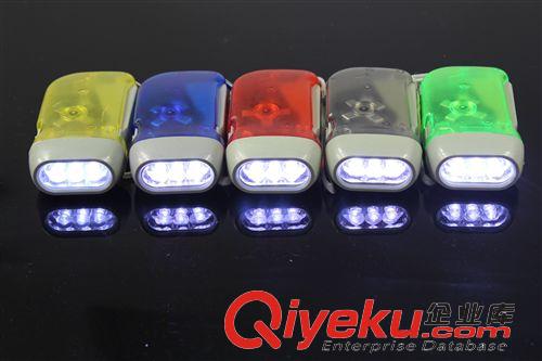 手電筒、手握式電筒 58g戶外騎行sk68迷你變焦Q5強光遠射照明探路手電筒露營LED手電