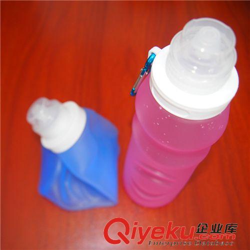 硅膠折疊水瓶 食品硅膠 運(yùn)動水壺 硅膠折疊水壺 硅膠便攜式水壺 廠家直銷定做原始圖片2