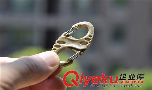 登山杖 凱普力德 塑鋼輕量8字鏤空扣 S型戰術背包登山鑰匙扣 現貨批發原始圖片3