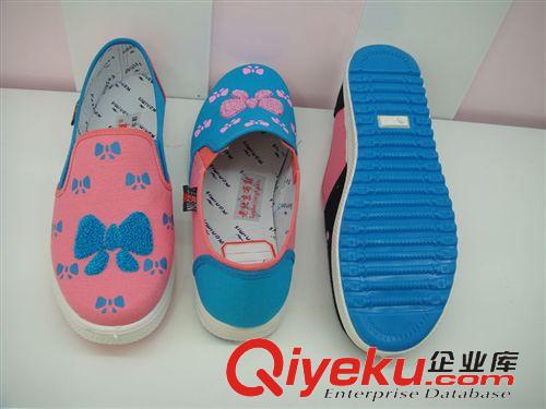 老北京女布鞋 2014新品潮款 糖果色街頭   韓版時尚舒適女單鞋
