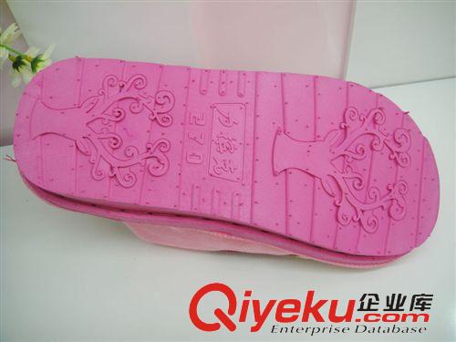 男女毛拖鞋 廠家批發(fā)直銷 2014新款卡通時(shí)尚保暖鞋 5個(gè)色舒適防滑室內(nèi)外皆可
