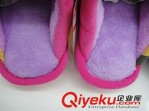 男女毛拖鞋 2014卡通小熊男女情侶毛拖鞋 淘寶爆款 5色可選 廠家直銷批發(fā)銷售