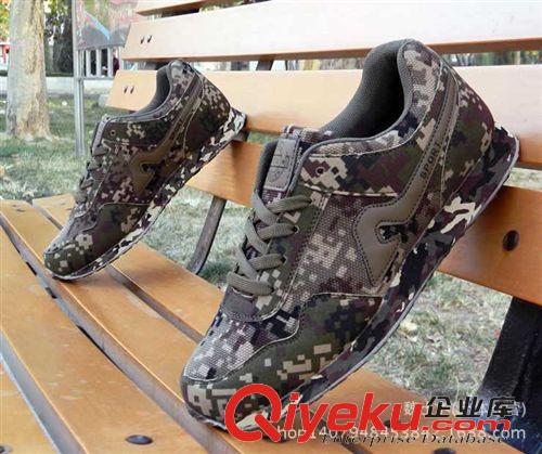 運(yùn)動鞋 廠家直銷2015迷彩跑鞋 男荒漠?dāng)?shù)碼林地跑步鞋戶外迷彩運(yùn)動鞋原始圖片2