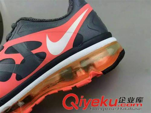 外貿(mào)原單服裝 品牌運(yùn)動(dòng)鞋{zx1}款 輕便透氣全腳掌氣墊運(yùn)動(dòng)鞋 爆款男鞋原單鞋批發(fā)原始圖片3