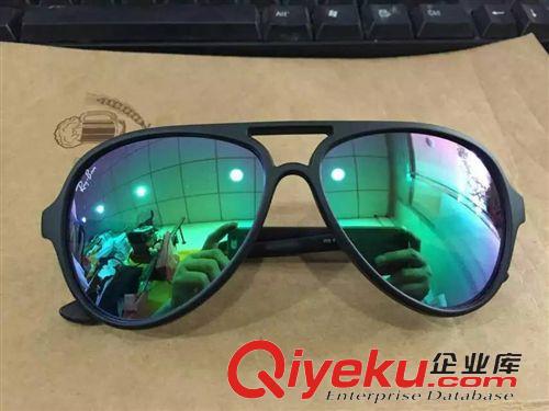 歐美品牌眼鏡 原單保真太陽(yáng)鏡 復(fù)古黑邊框男款墨鏡炫彩蛤蟆鏡 外貿(mào)原單眼鏡批發(fā)原始圖片2