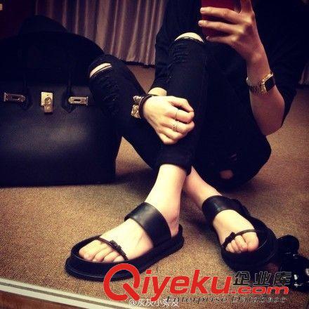 夏季拖鞋 2015夏季平底女涼鞋子厚底一字型涼拖鞋子批發(fā)