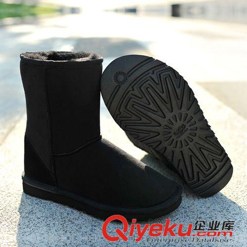 羊皮雪地靴 2014 雪地靴5825羊皮zp 雪地棉 低幫中筒靴子 內(nèi)里加厚女靴
