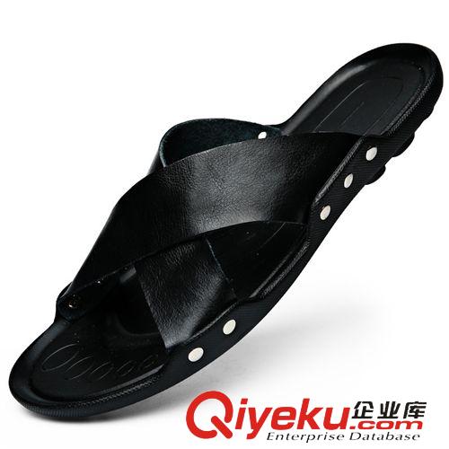 熱銷(xiāo)產(chǎn)品 廠家直銷(xiāo)春秋新款韓版男鞋磨砂zp輕便男豆豆鞋英倫休閑潮男鞋子