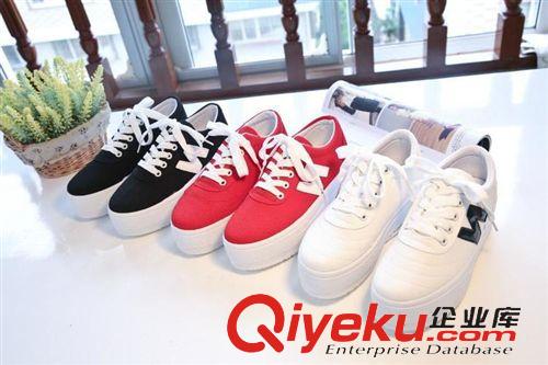 新品 秋季松糕厚底低幫帆布鞋女鞋韓版潮套腳學(xué)生平底布鞋懶人鞋一腳蹬