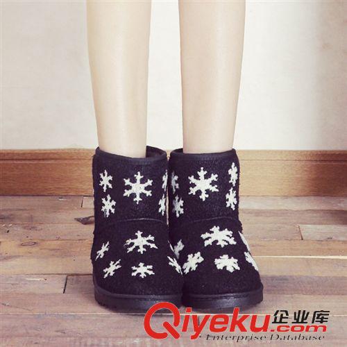 新品 冬季新款包郵保暖女式女靴平跟厚底女 靴短靴雪地靴靴子原始圖片3