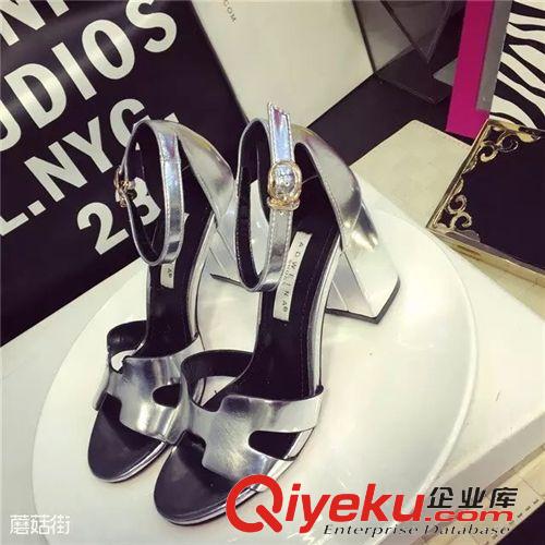 新品 夏季新款潮歐洲站羅馬鞋一字扣涼鞋女粗跟高跟鞋露趾性感女式鞋原始圖片2