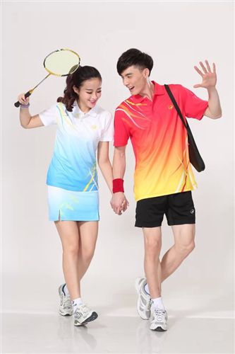 zp巧越 運(yùn)動服飾 2015{zx1}款巧越 羽毛球速干t恤 男女款運(yùn)動套裝