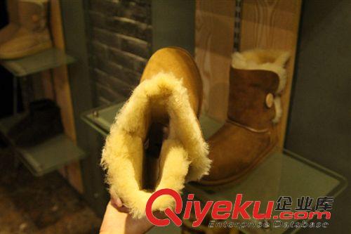 皮毛一體雪地靴 zp防水雪地靴牛皮羊毛5803皮毛一體 中筒保暖女靴子