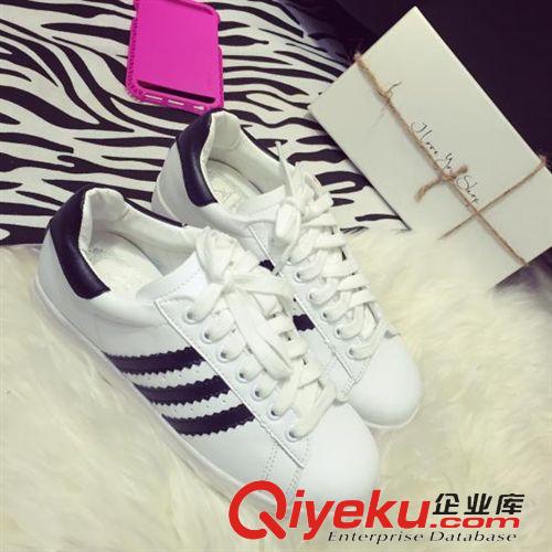 帆布鞋 超洋氣百搭經(jīng)典款真皮休閑鞋舒適低幫運動鞋板鞋女明星街拍潮款原始圖片2
