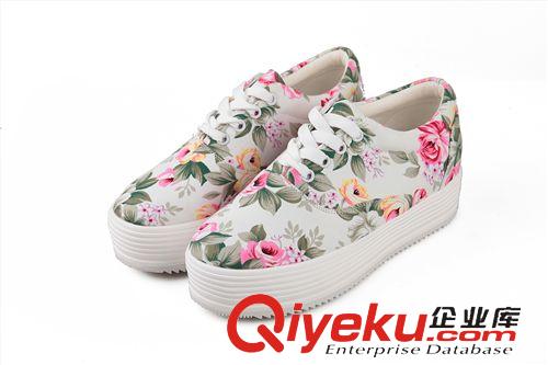 2014秋冬{zx1}款 2014年秋季新品 民族風碎花厚底松糕單鞋休閑鞋女鞋子原始圖片2