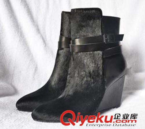 靴子 馬毛坡跟gd飾扣皮毛一體優(yōu)雅職業(yè)女鞋辦公鞋護(hù)士鞋原始圖片2